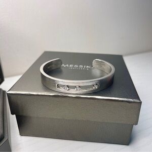 Messika sliding Diamond bracelet